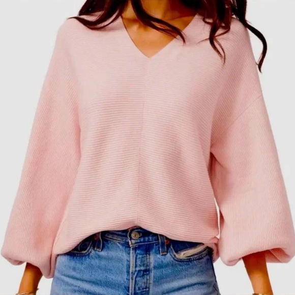 1. State Polished Nomad V-Neck Bubble Sleeve Sweater Baby Pink Womens Sz S EUC - Picture 1 of 8